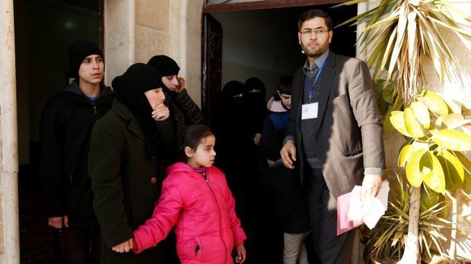 Syria: dozens of women released in rare prisoners swap